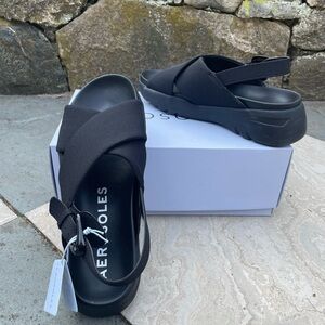 AEROSOLES Black Sandals Comfortable Stylish Footwear